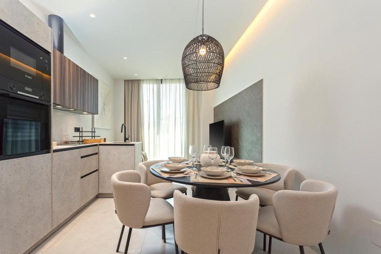 Magnificent Renovated 2Bd 2Bth Duplex With Terrace - City Centre Malaga Luaran gambar