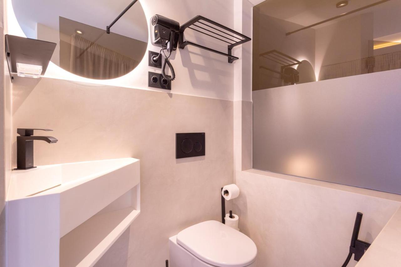Magnificent Renovated 2Bd 2Bth Duplex With Terrace - City Centre Malaga Luaran gambar